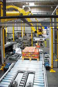 robot package conveyor system
